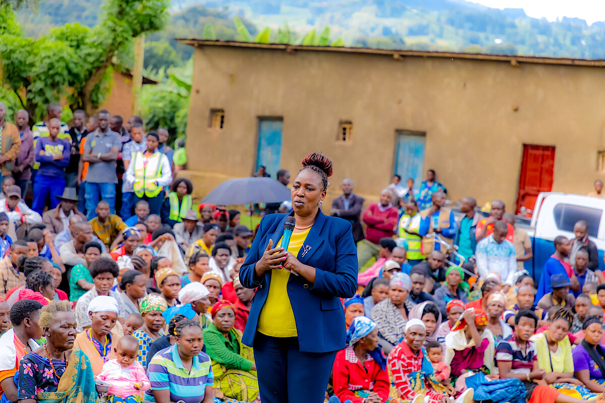 Turasaba abaturage gukemura ibibazo bahereye mu muryango”Umuvunyi Mukuru